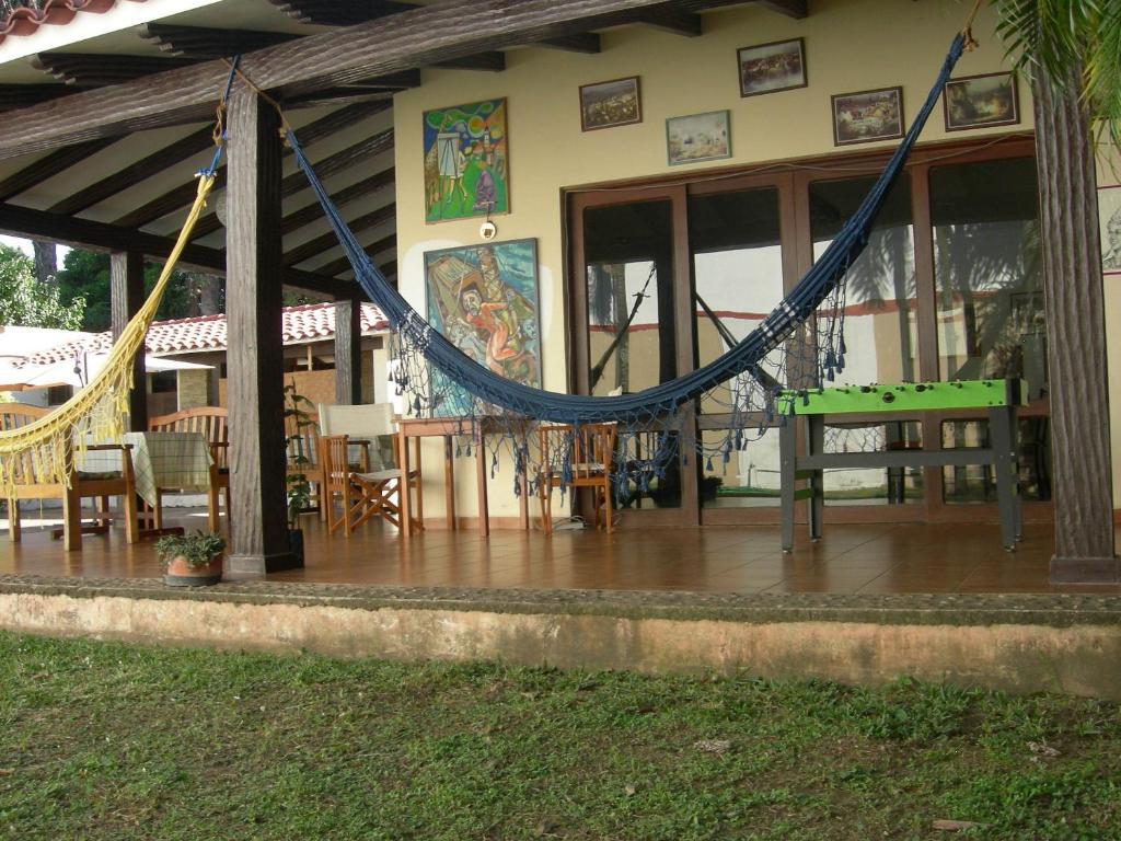 Hostal Los Aventureros Santa Cruz de La Sierra Buitenkant foto