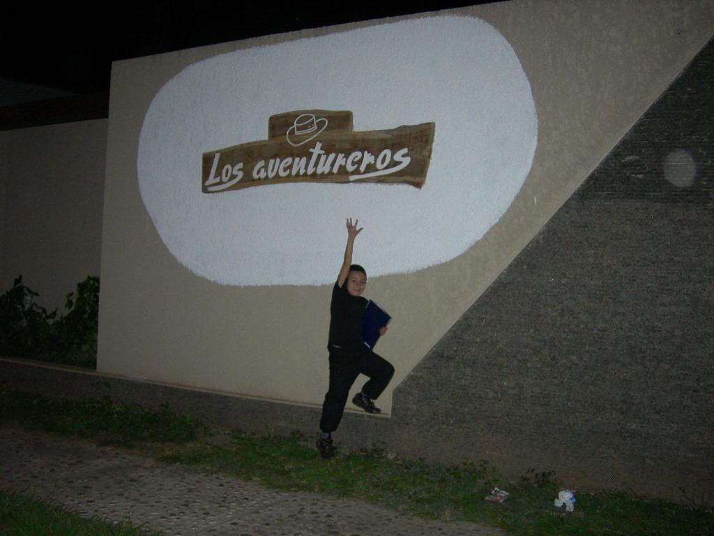 Hostal Los Aventureros Santa Cruz de La Sierra Buitenkant foto