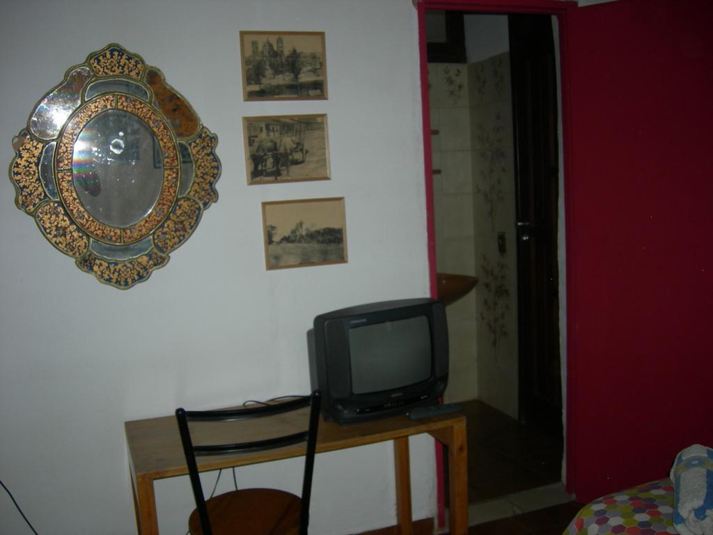 Hostal Los Aventureros Santa Cruz de La Sierra Kamer foto