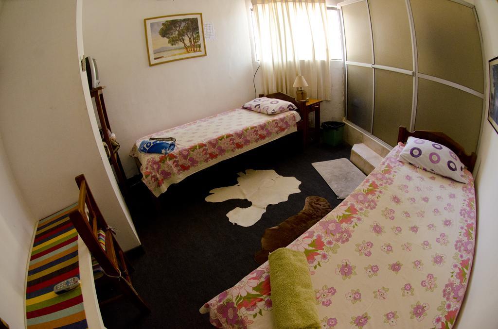 Hostal Los Aventureros Santa Cruz de La Sierra Buitenkant foto