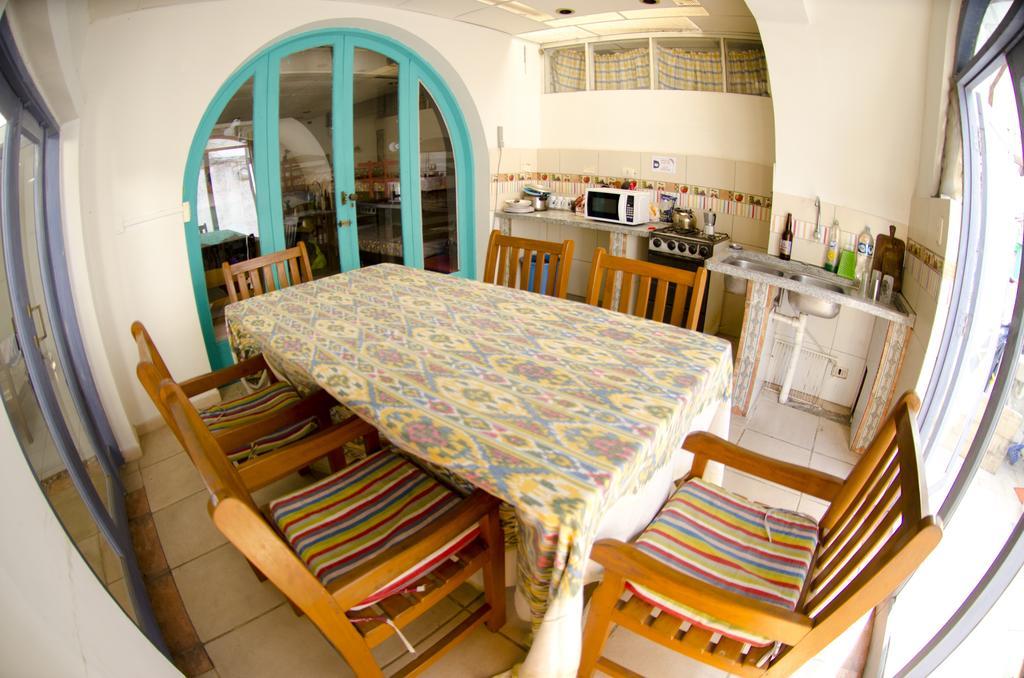 Hostal Los Aventureros Santa Cruz de La Sierra Buitenkant foto