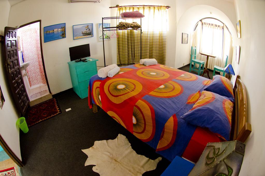 Hostal Los Aventureros Santa Cruz de La Sierra Kamer foto