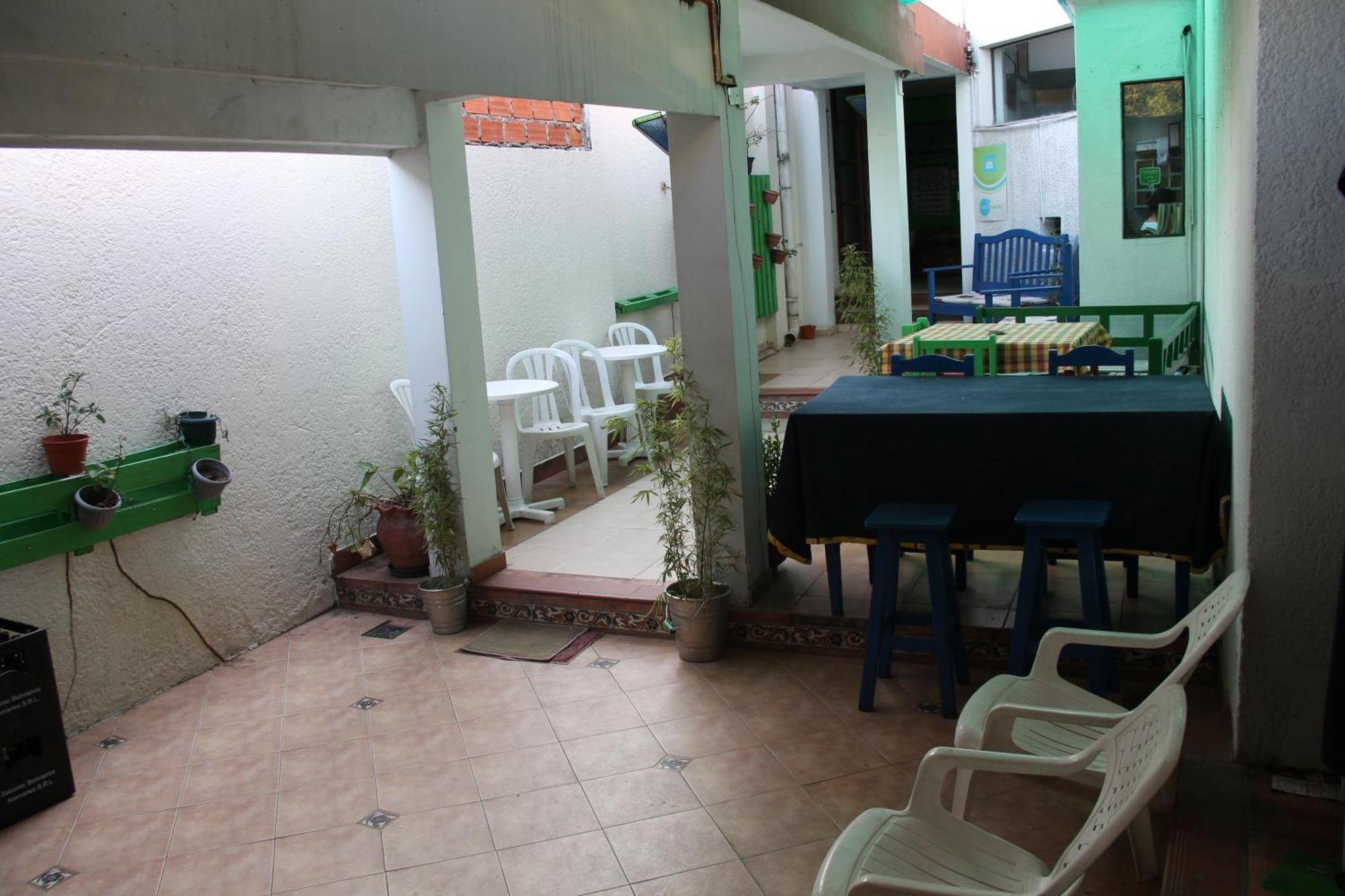 Hostal Los Aventureros Santa Cruz de La Sierra Buitenkant foto